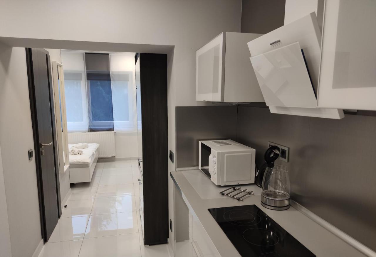 Aqua Solar Apartmanhaz Mişcolţ Exterior foto