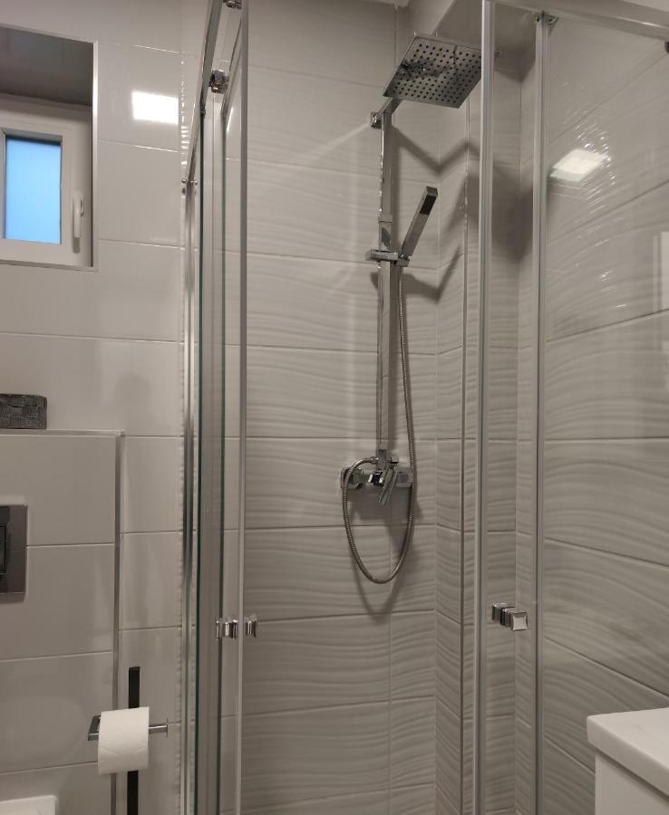 Aqua Solar Apartmanhaz Mişcolţ Exterior foto