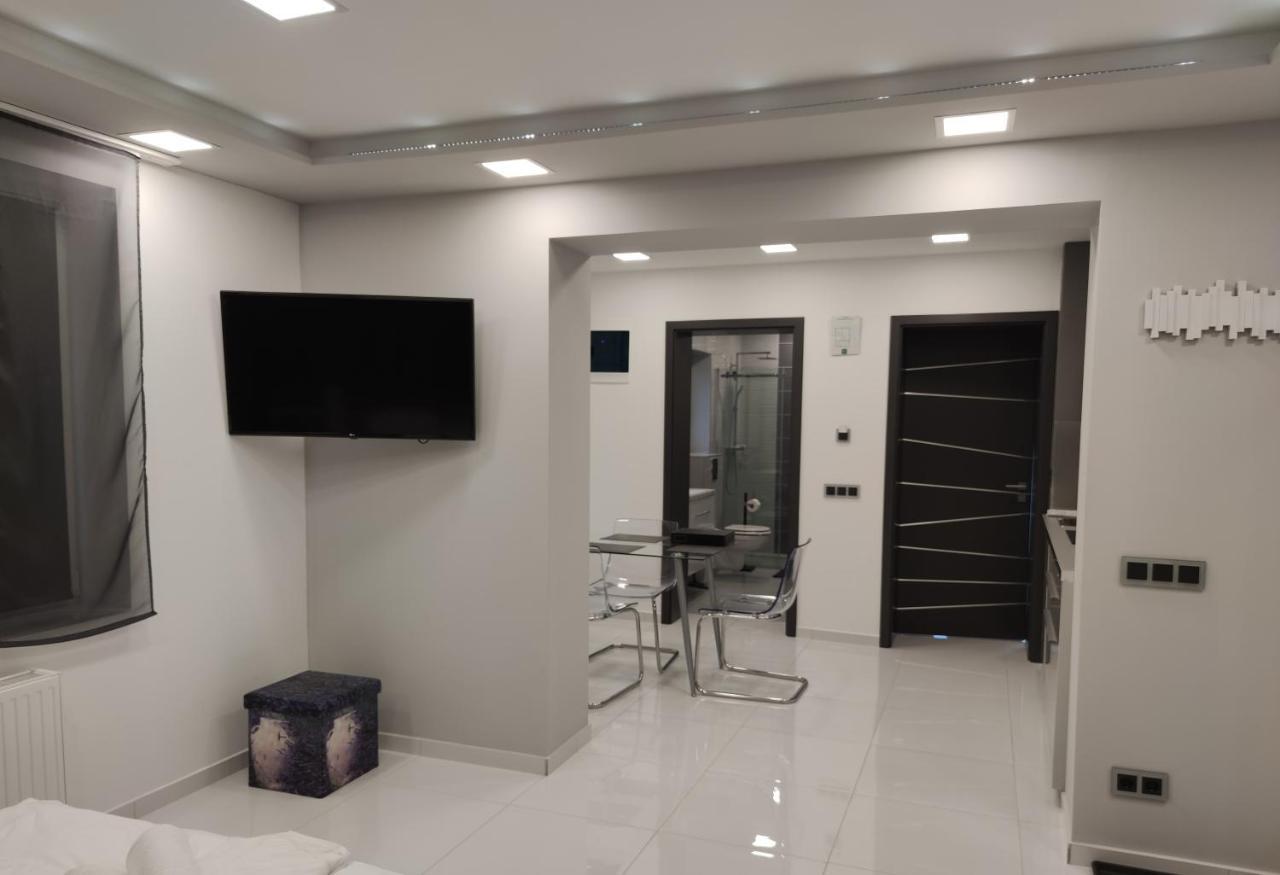 Aqua Solar Apartmanhaz Mişcolţ Exterior foto