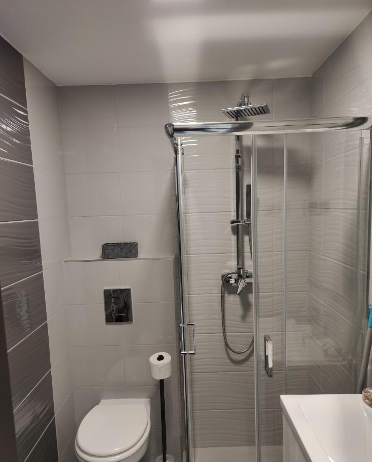 Aqua Solar Apartmanhaz Mişcolţ Exterior foto